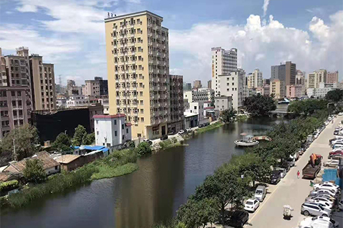 精裝和毛坯，如何選擇龍華小產(chǎn)權房？