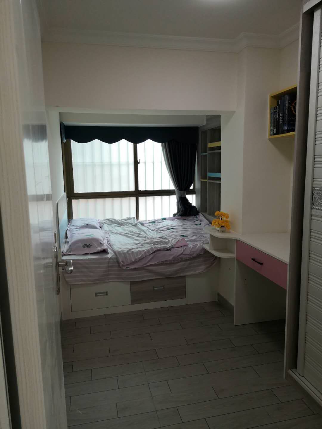 龍華三聯小產權房