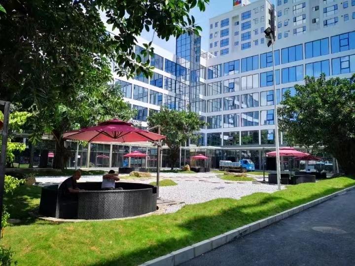 龍華區(qū)中心地段